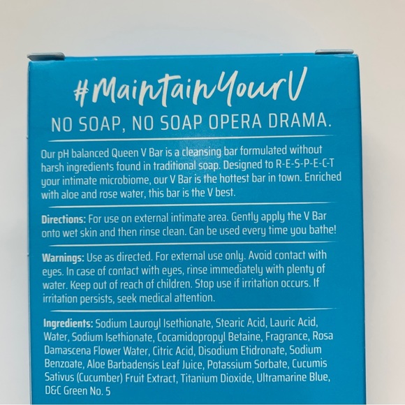 Queen V Cleansing Bar Wild Berry pH Balanced Feminine Soap - Picture 5 of 8